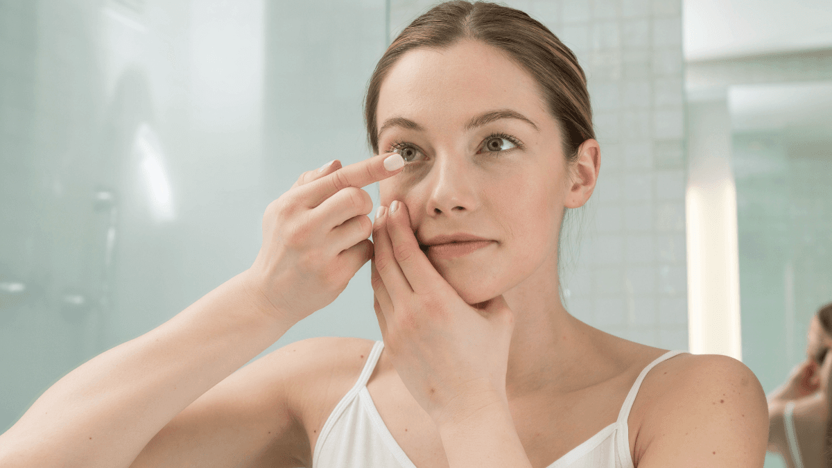 Contact Lens Care and Hygiene: Essential Tips for Healthy Eyes